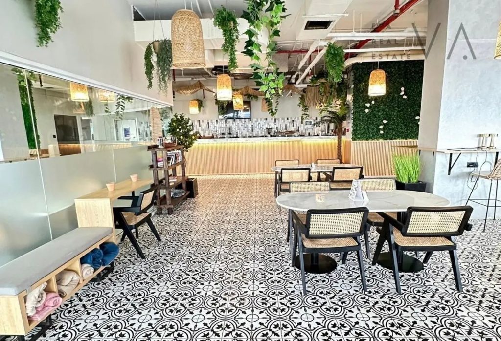 Shop For Sale In Goldcrest Views 1, Lake Allure